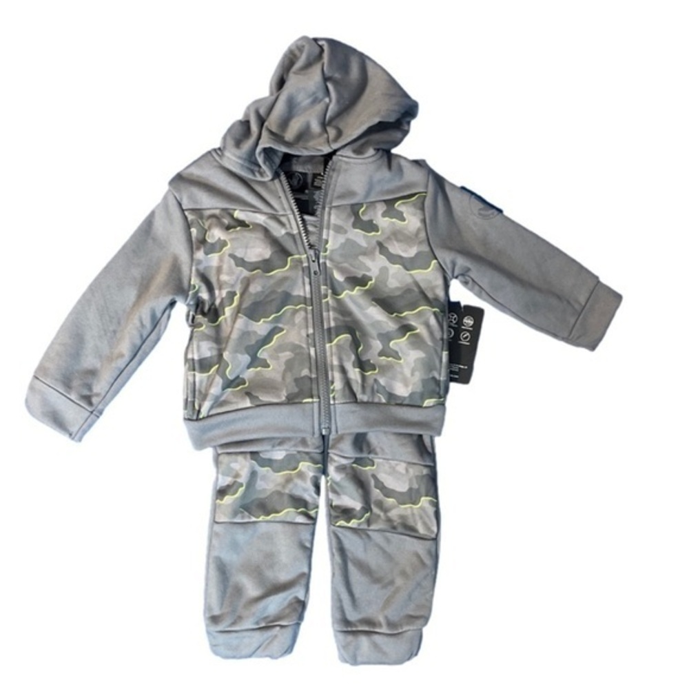 ⭐️ NWT Body Glove grey two- piece tracksuit - size 24M